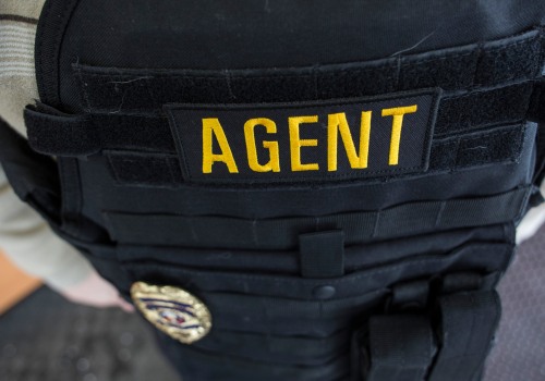 Bail Enforcement Agents vs Bounty Hunters: What's the Difference?